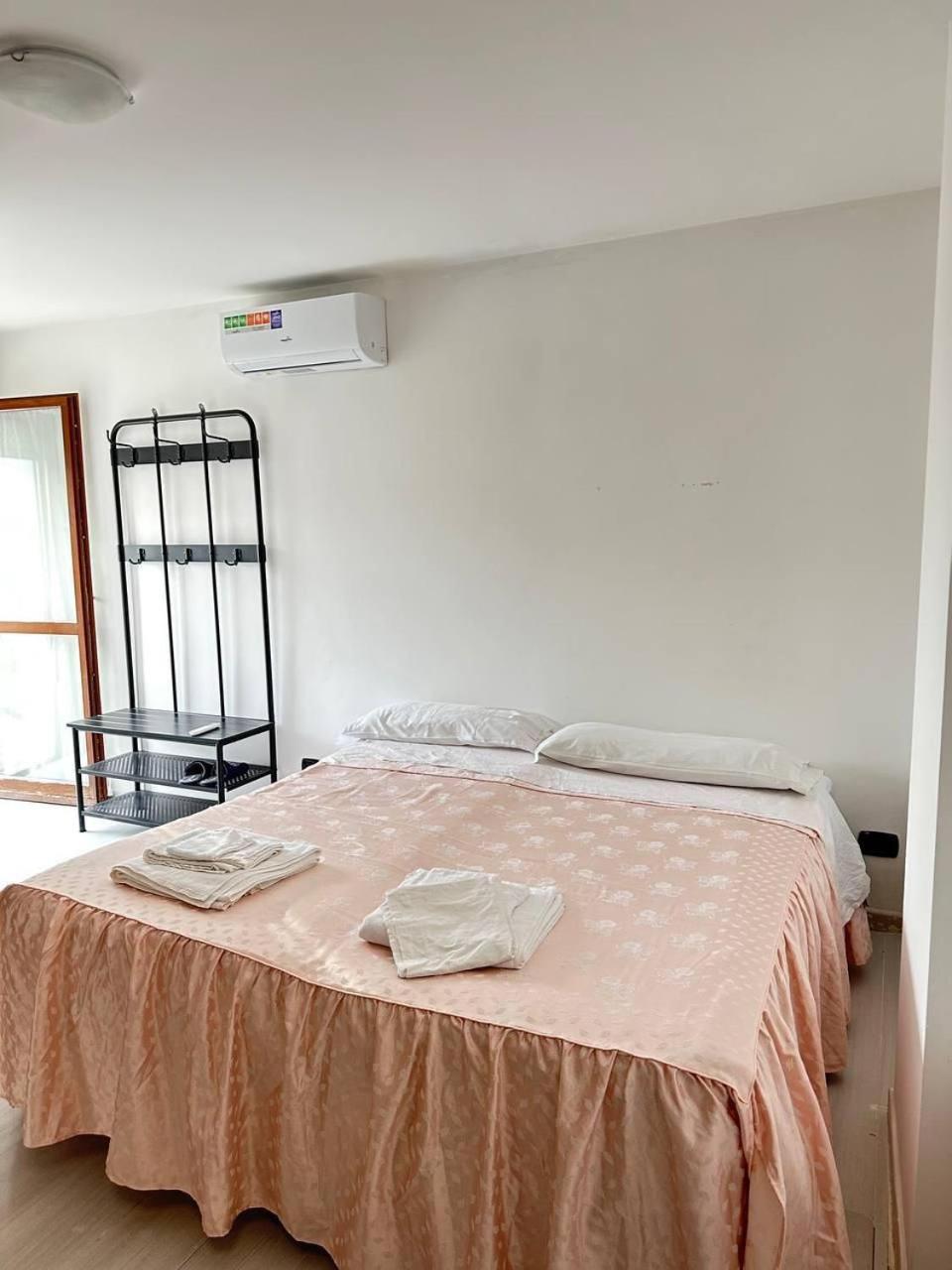Casa Host Fontana Candida Metro C Rome