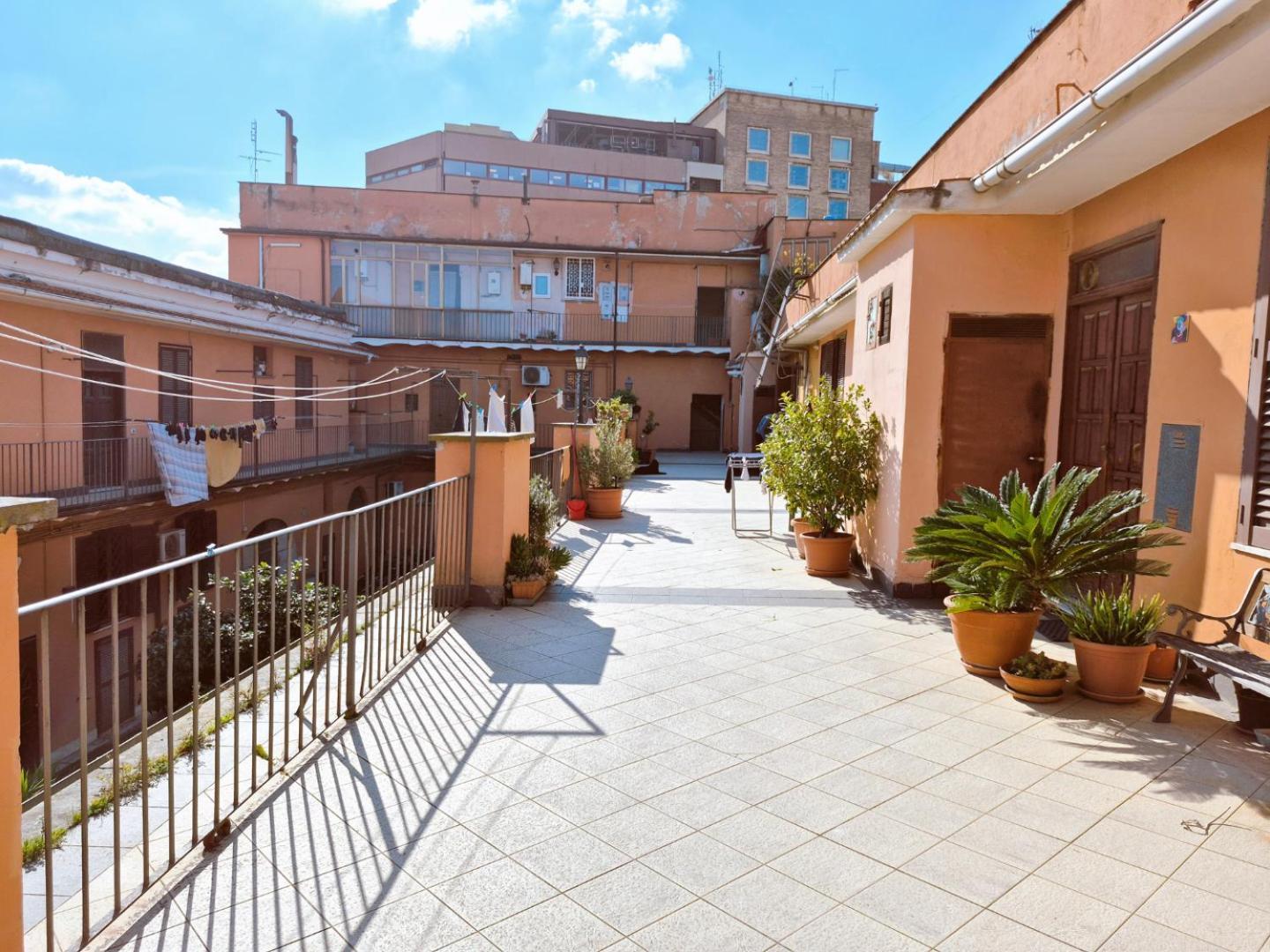 Elegante Con Terrazzino A San Lorenzo Apartment