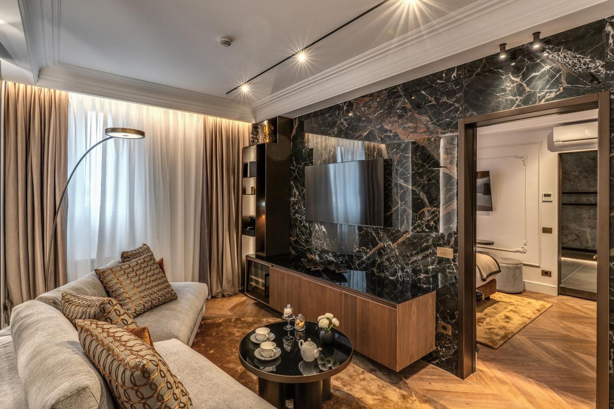 Hotel Eitch Borromini Palazzo Pamphilj Rome