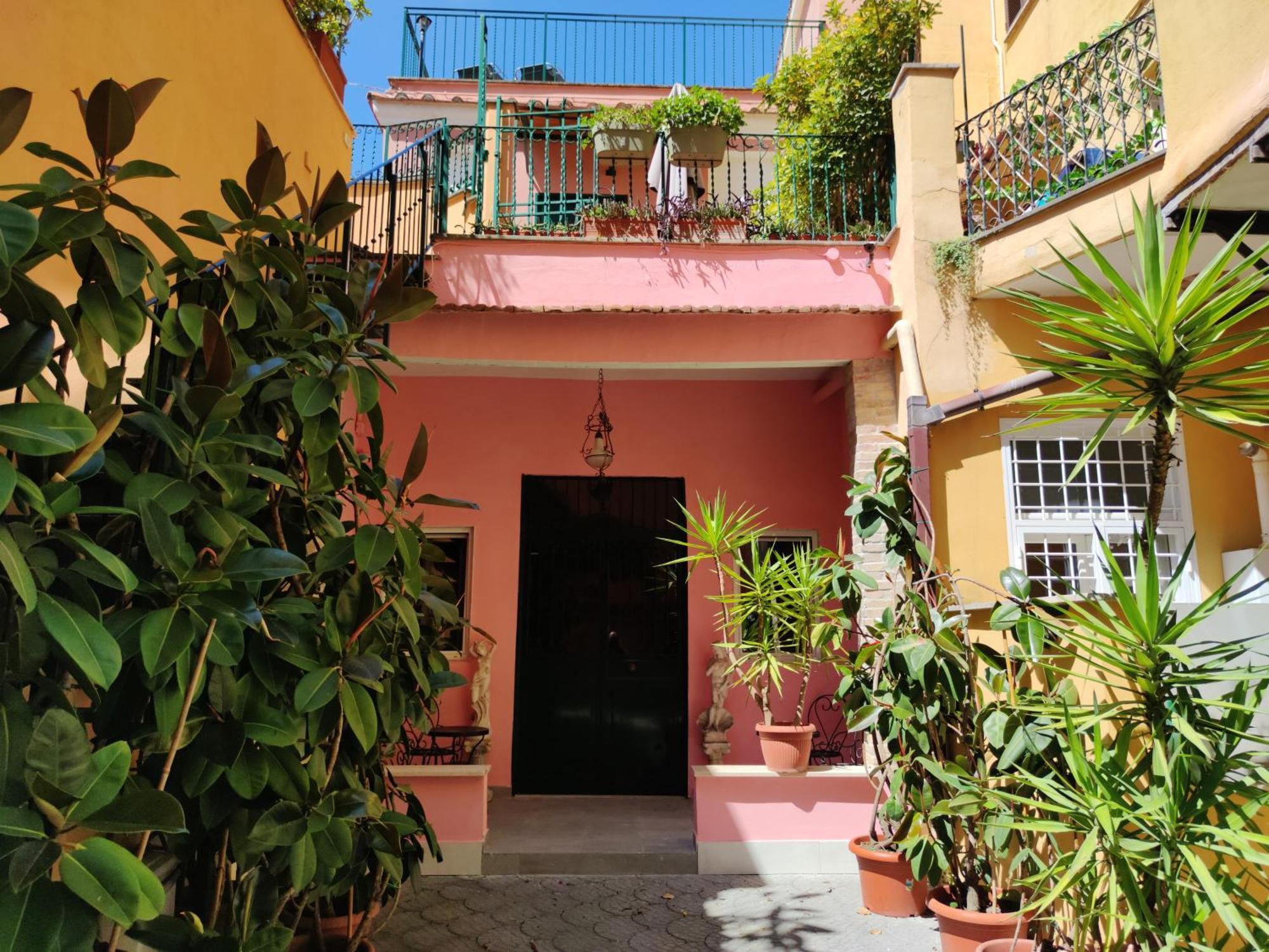 Domus Monami Dreams & Terrace In Trastevere Apartment Rome