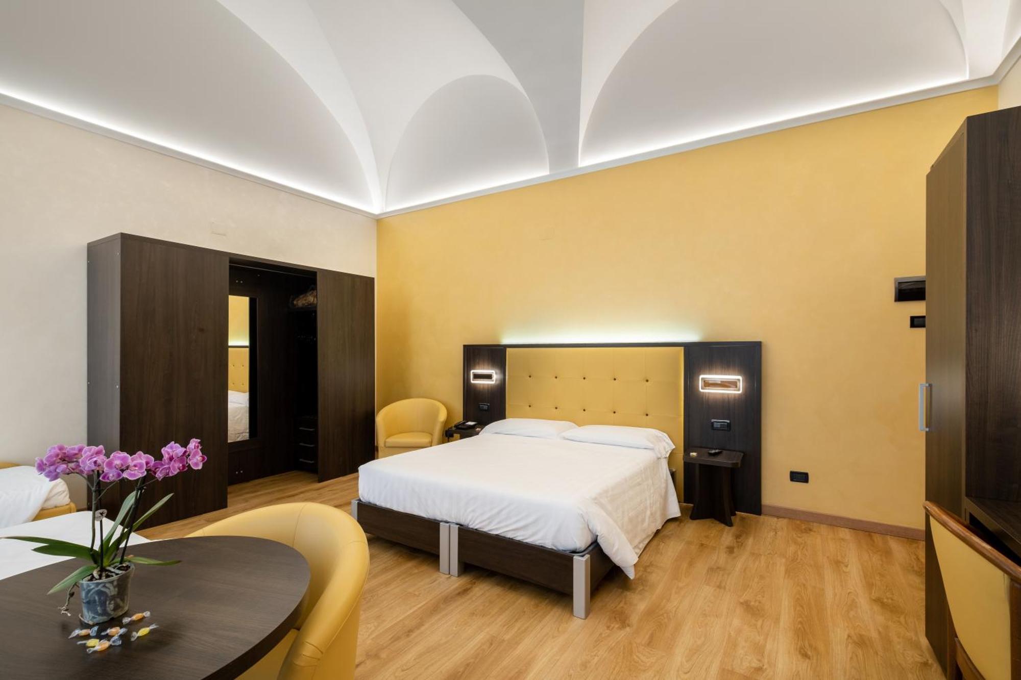 Santa Prisca Hotel