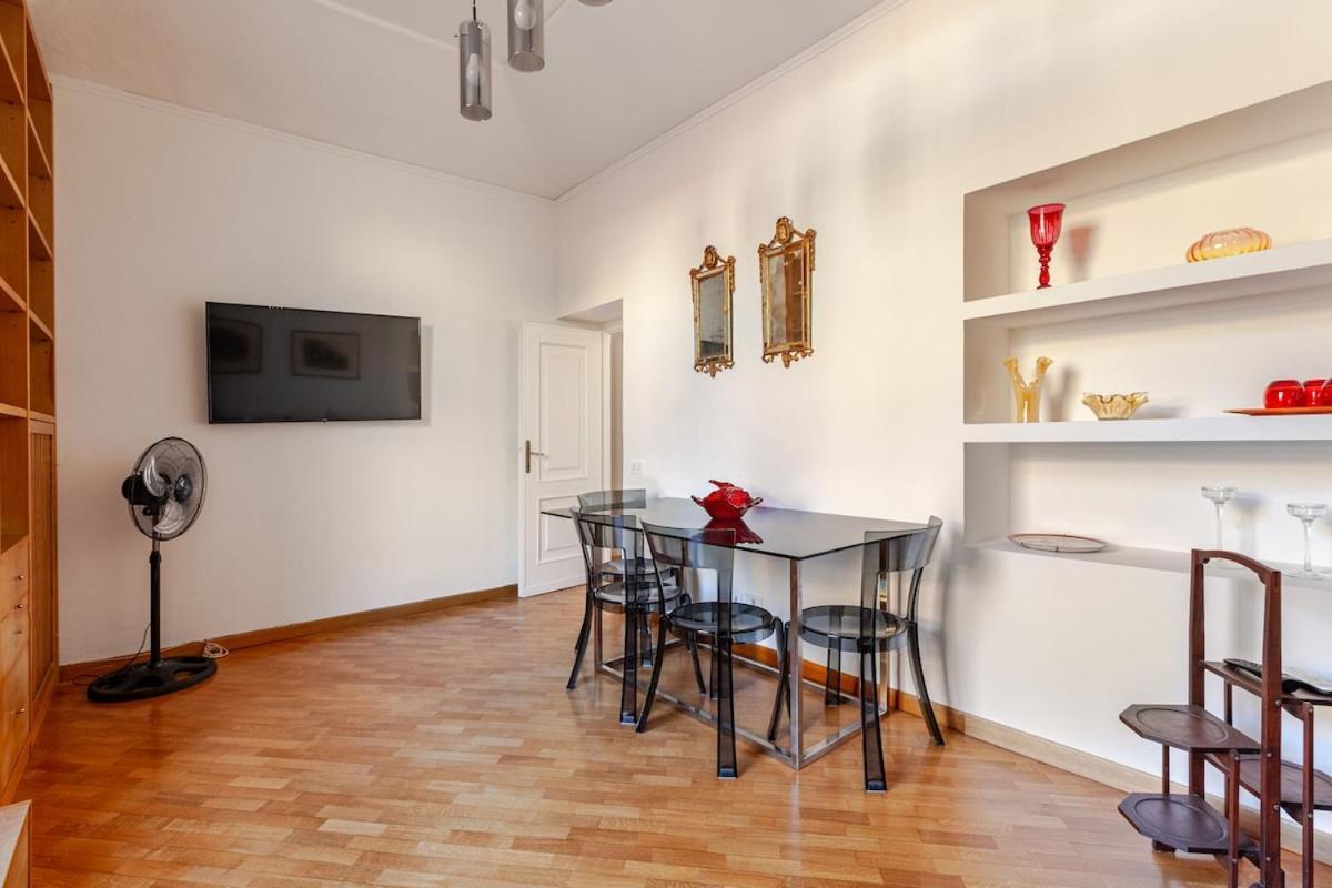Luxury Penthouse With Terrace By Spanish Steps Apartment