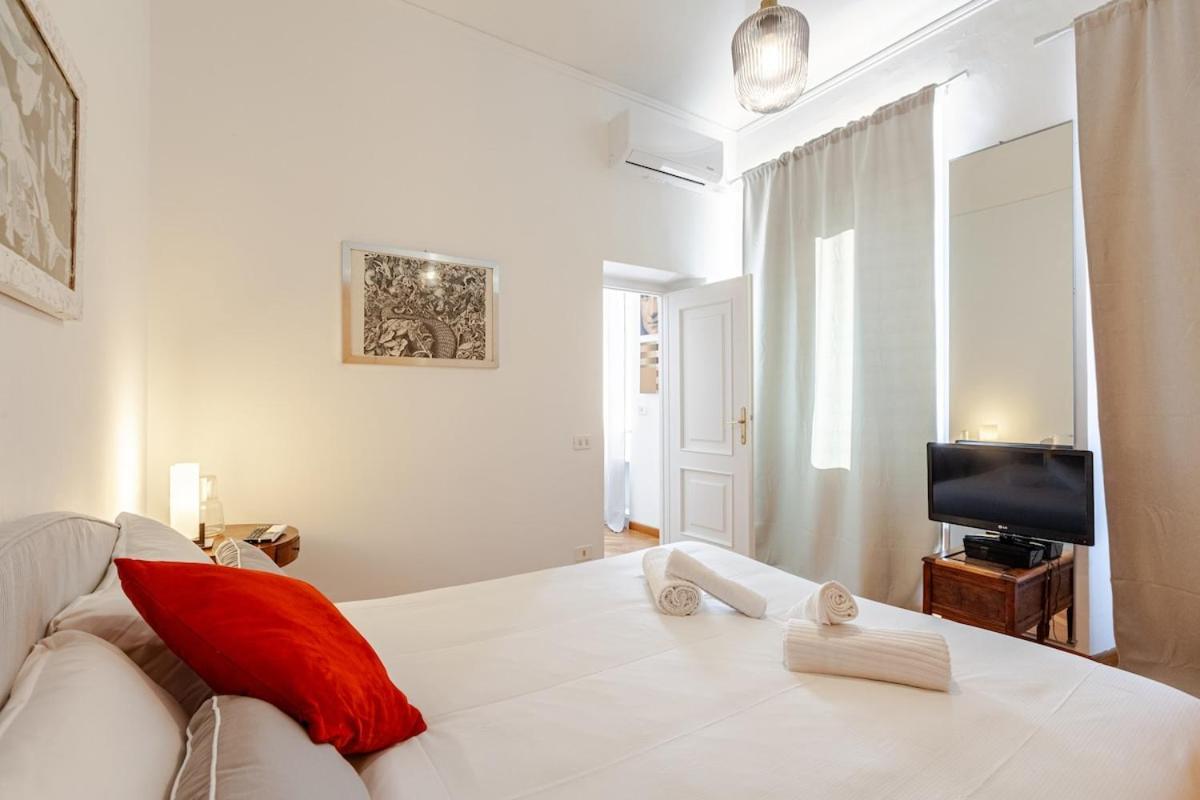 Apartment Luxury Penthouse With Terrace By Spanish Steps