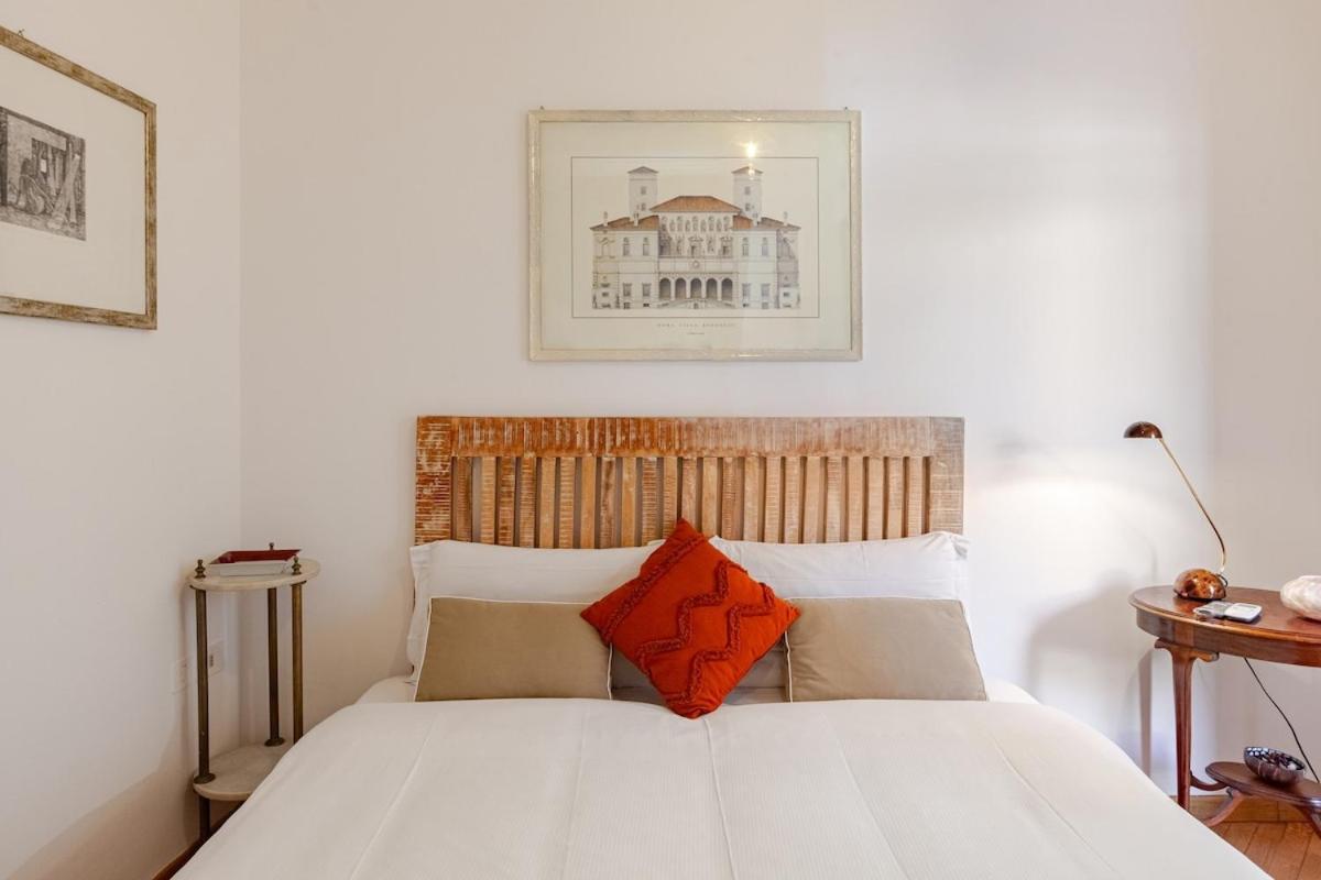 Apartment Luxury Penthouse With Terrace By Spanish Steps *