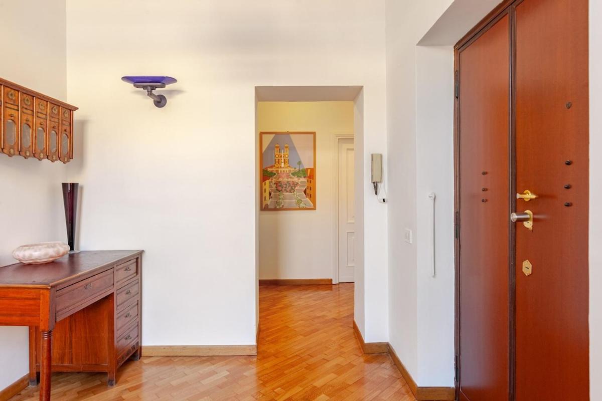 Luxury Penthouse With Terrace By Spanish Steps Apartment Rome