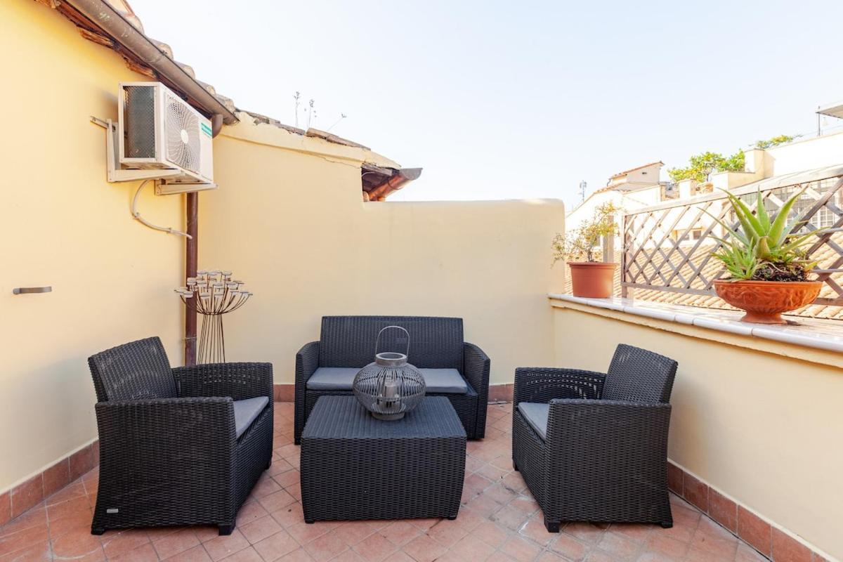 Luxury Penthouse With Terrace By Spanish Steps Rome