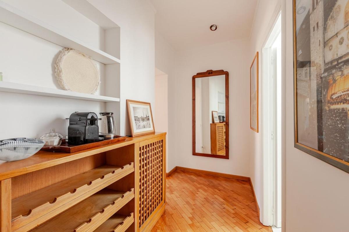 Luxury Penthouse With Terrace By Spanish Steps Apartment