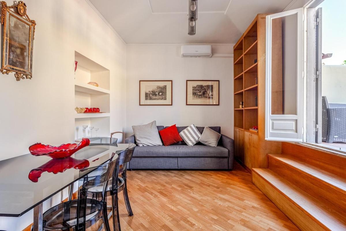 Luxury Penthouse With Terrace By Spanish Steps Apartment