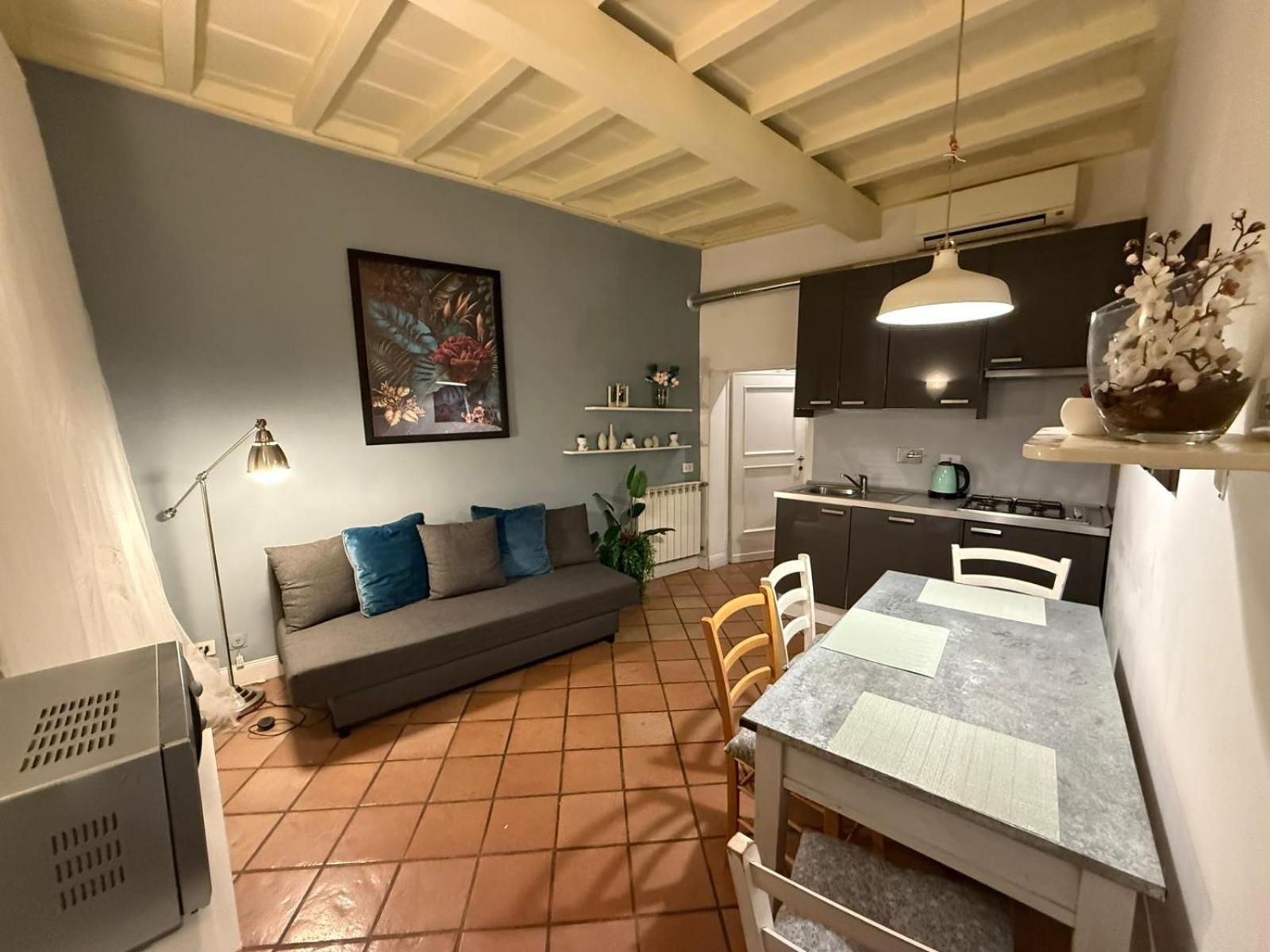 Trastevere Rome's Heart Charming 8 Apartment Rome