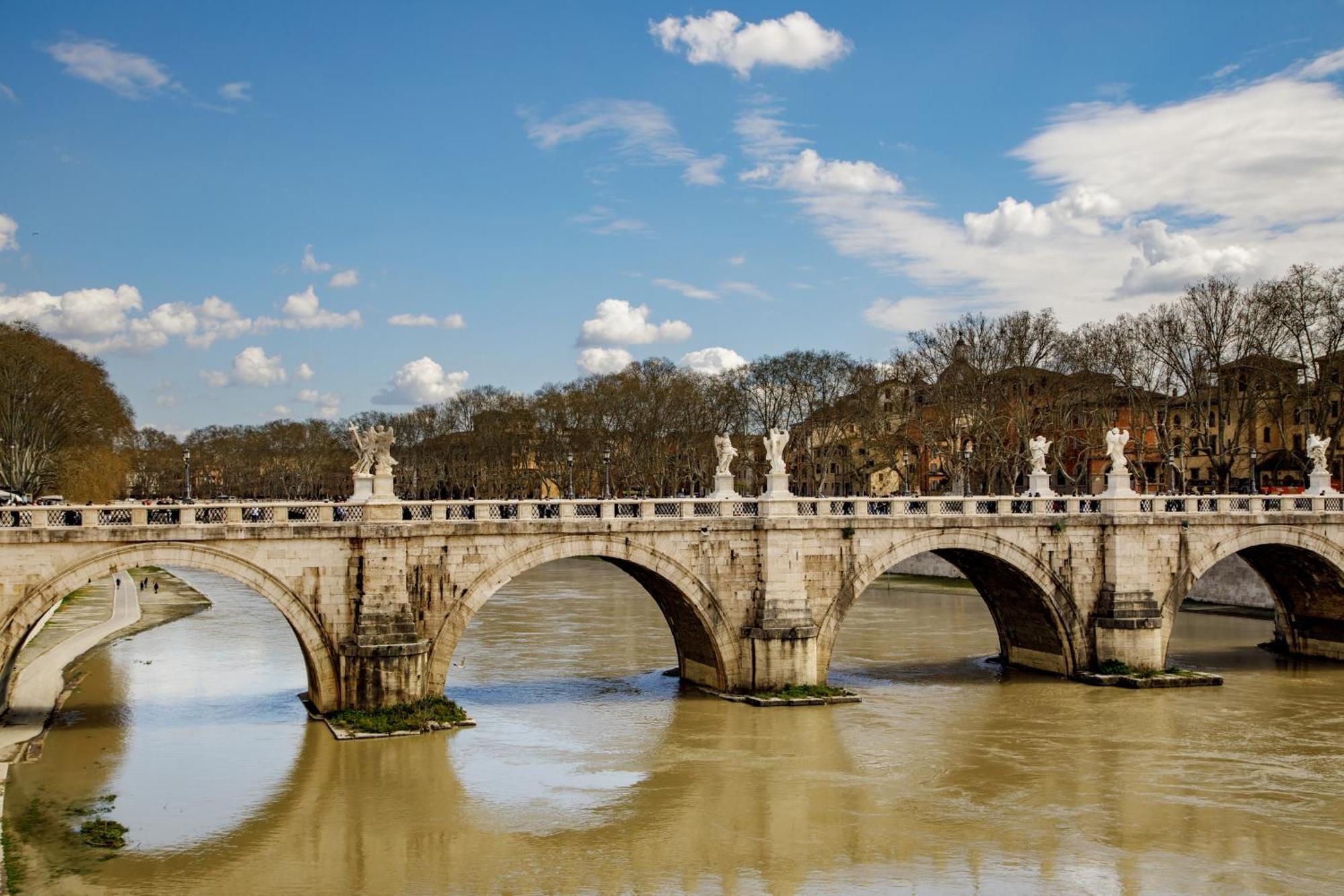 Apartment Porta Castello Charme Rome
