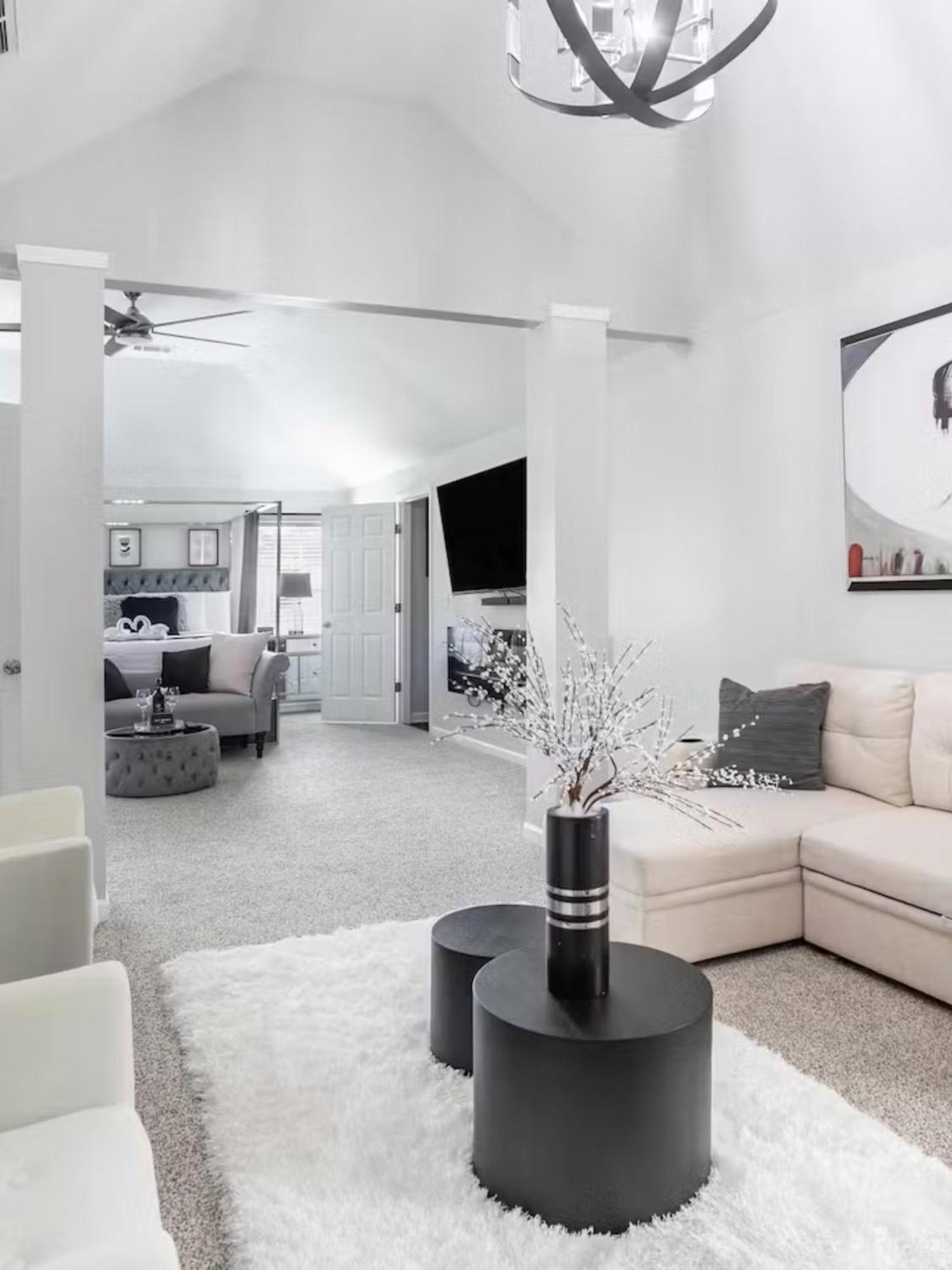 Montecito Apartment