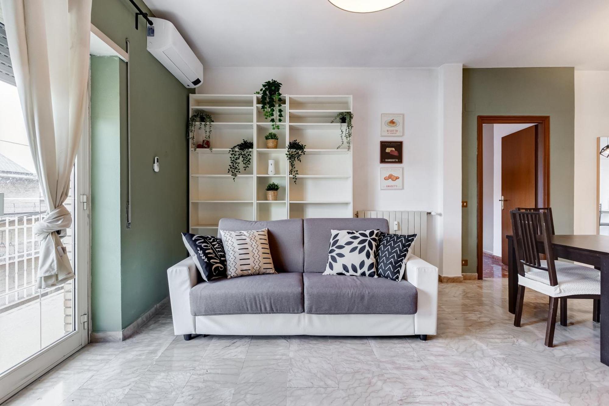 Near Metro A - Modern Boho Style Apartment Apartment