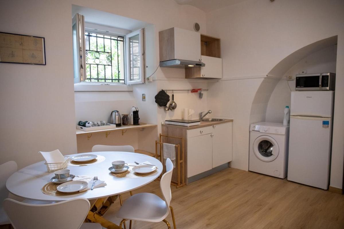 Apartamento Statilia 1 *