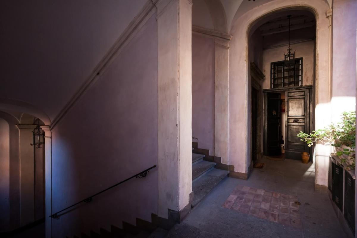 Apartment In Rome-trastevere - Amorhome Rome