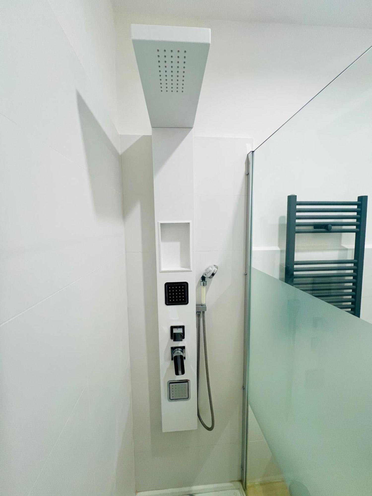 Apartment Luminosa House Station Rome