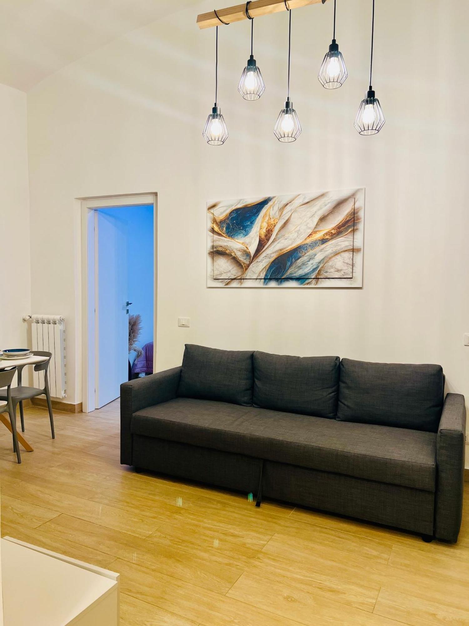 Luminosa House Station Apartment *
