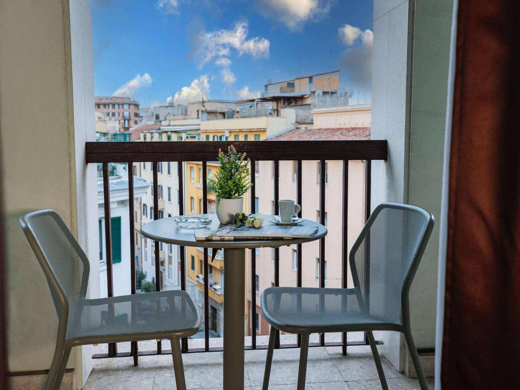 Mercure Piazza Bologna 3*