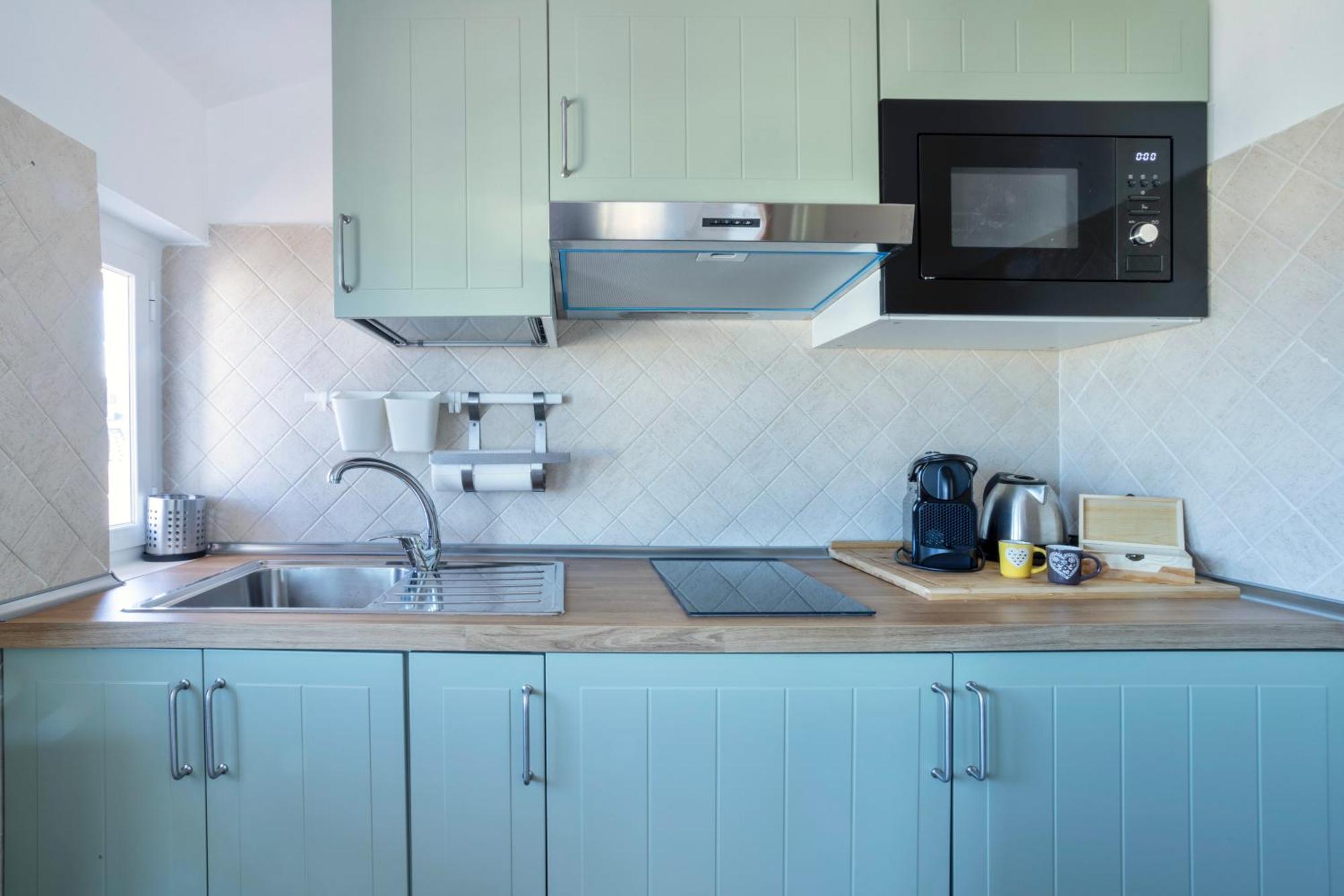 Isotta - Chic Flat With A Natural View Of
