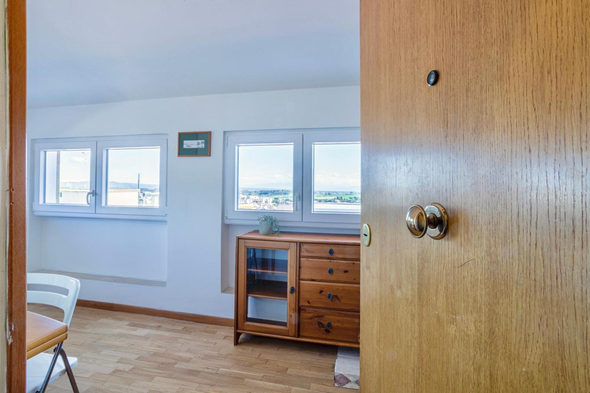 Apartment Isotta - Chic Flat With A Natural View Of