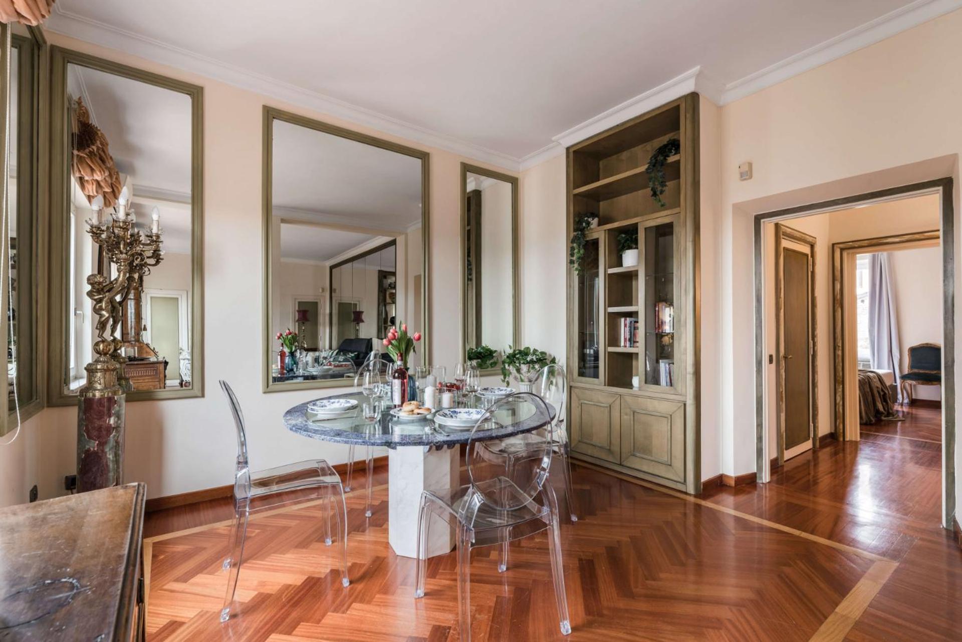 The Rent - One-bedroom In A Quiet, Classically Styled Corner Near The Quirinale *