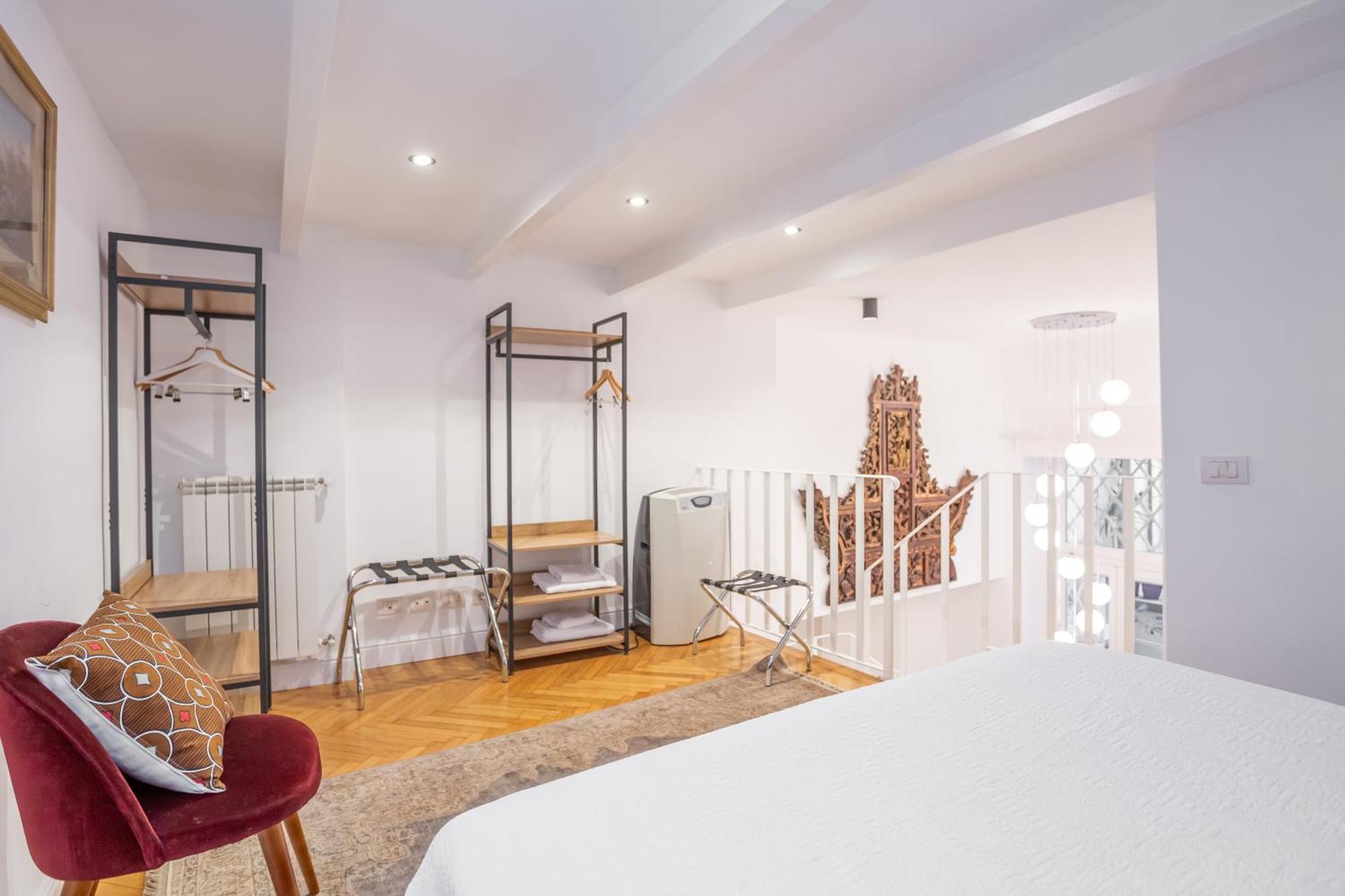 Daplace - Iris Apartment