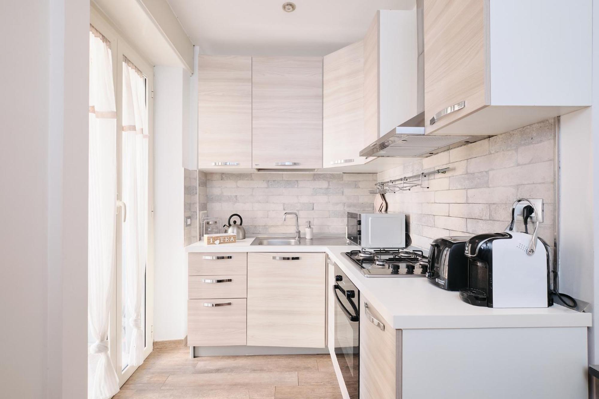 Apartment A Few Minutes From The Colosseum - Free Wi-fi & Netflix