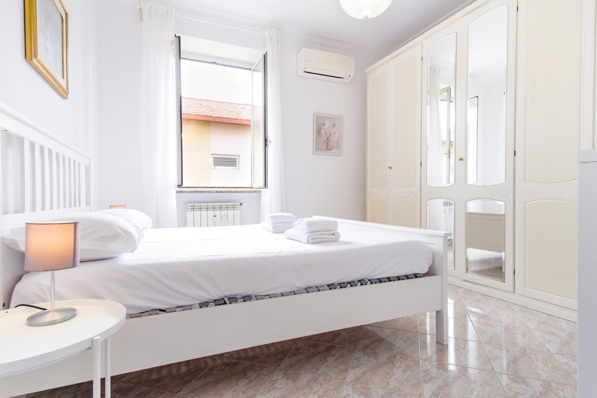 Apartment Elegantis Labicana - Few Steps From The Colosseum