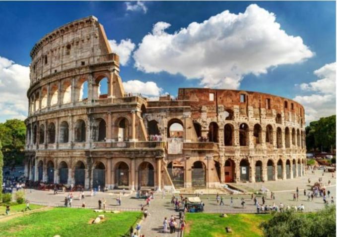 Shabby Studio- Ai Fori Imperiali Rome