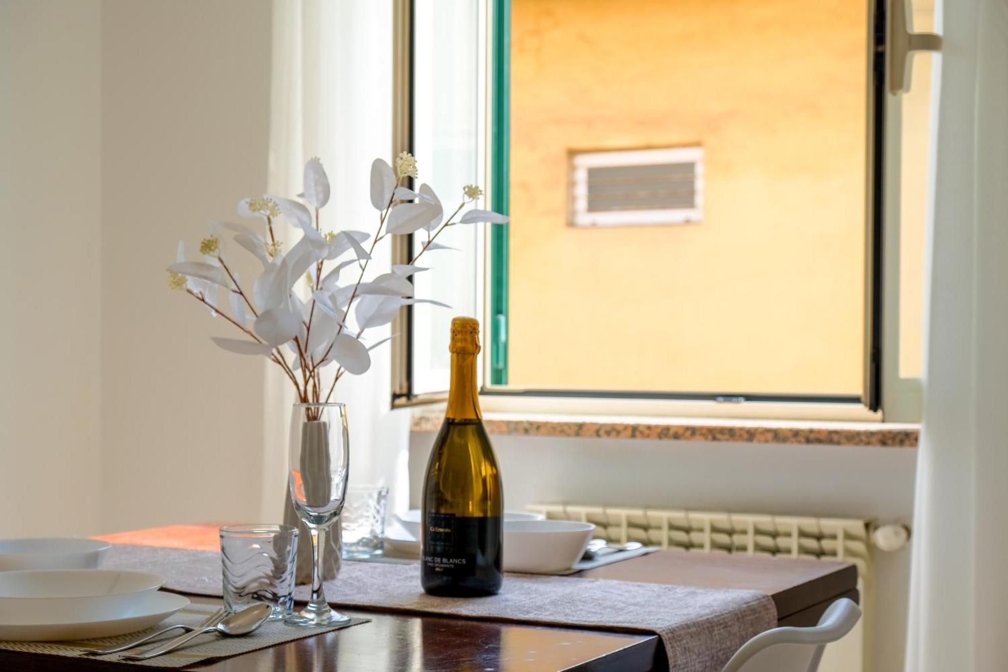 Apartment Elegantis Labicana - Few Steps From The Colosseum Rome