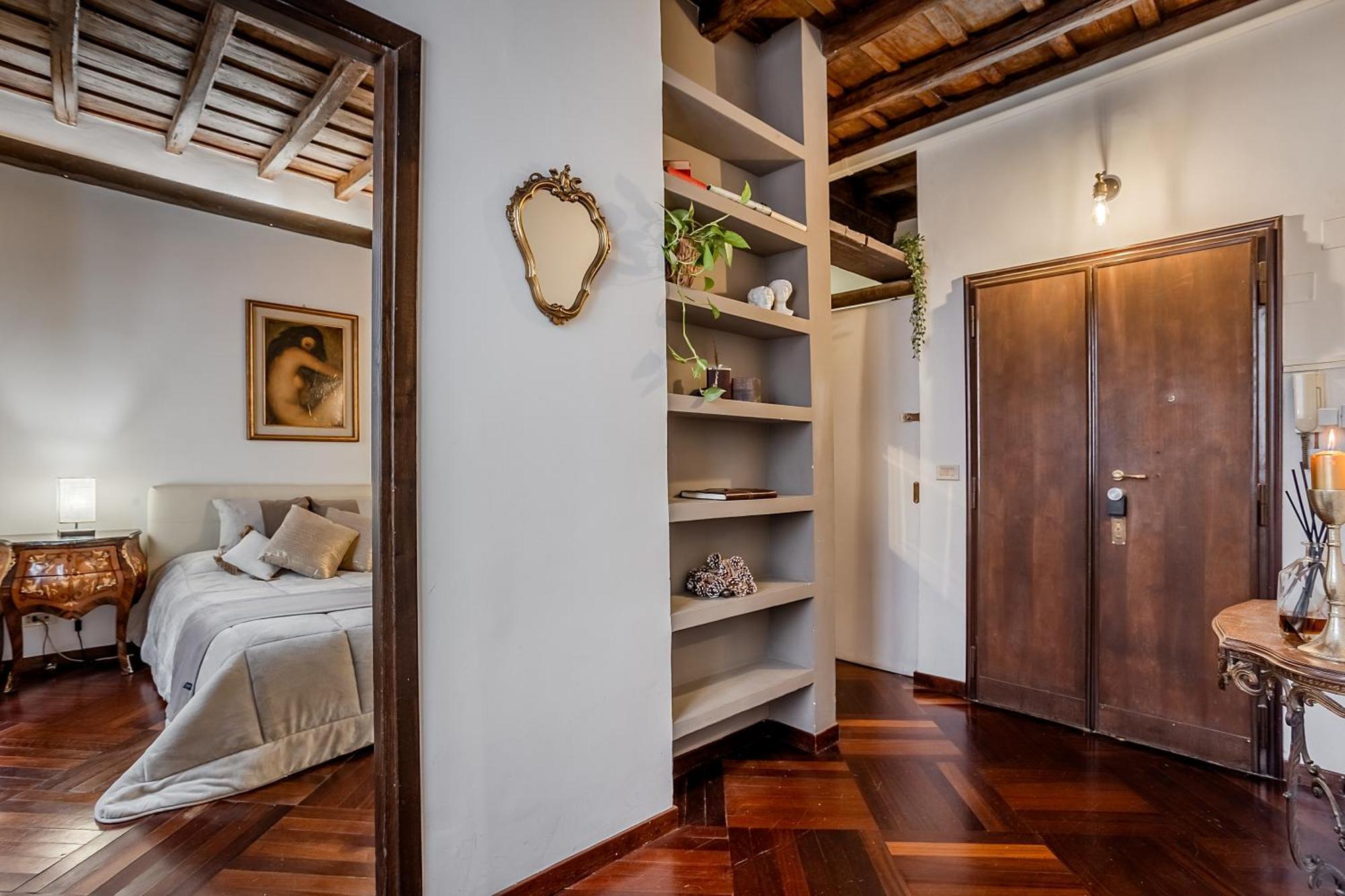 Trevi Fountain Stylish Apartment Rome
