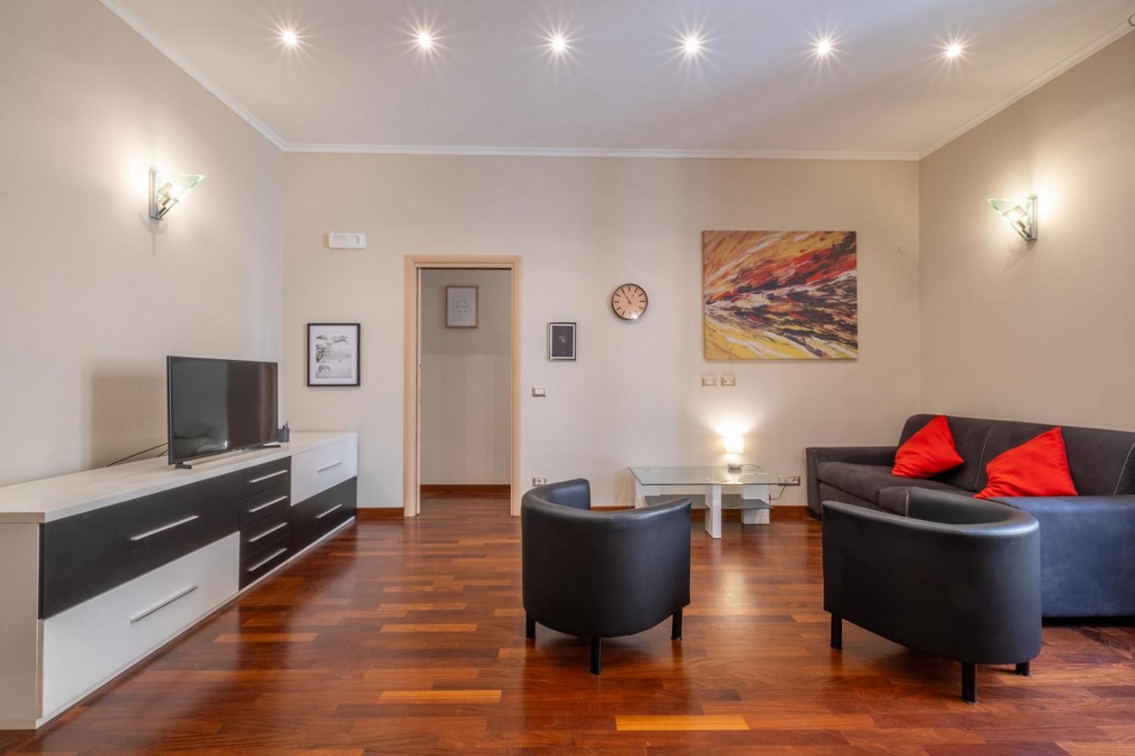 Trevi Fountain Big Apartment *