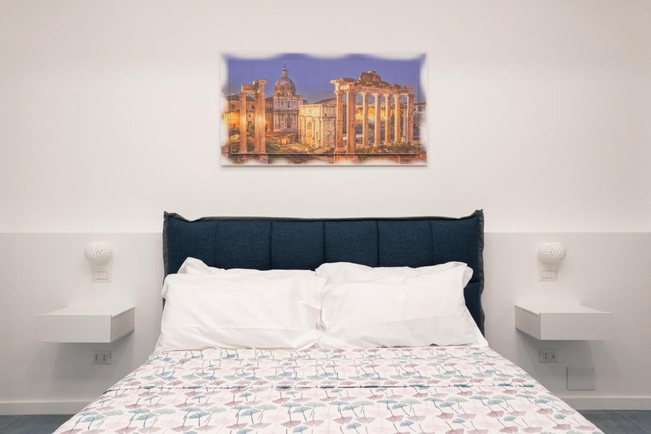 Apartment 753 Rome