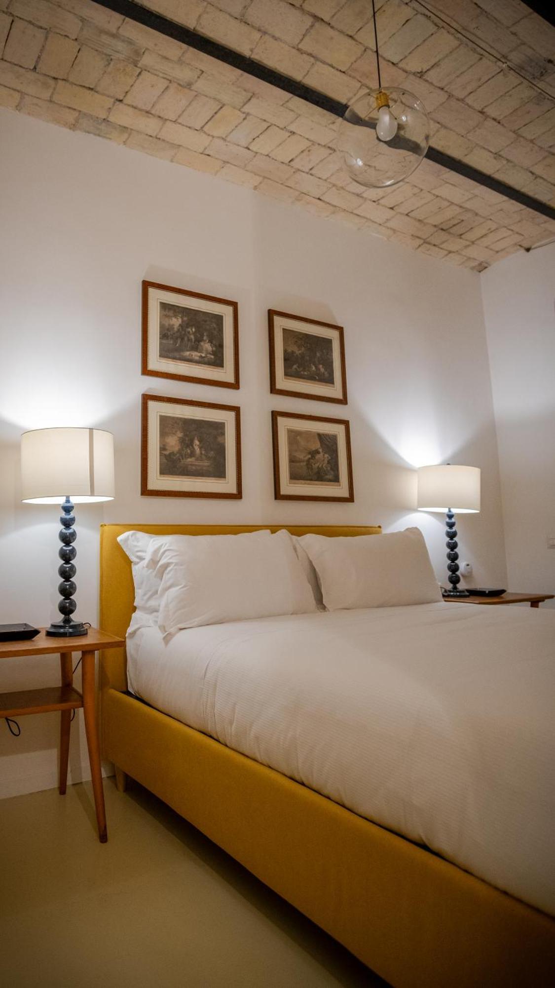 Domus Oro Nel Cuore Di Apartment *