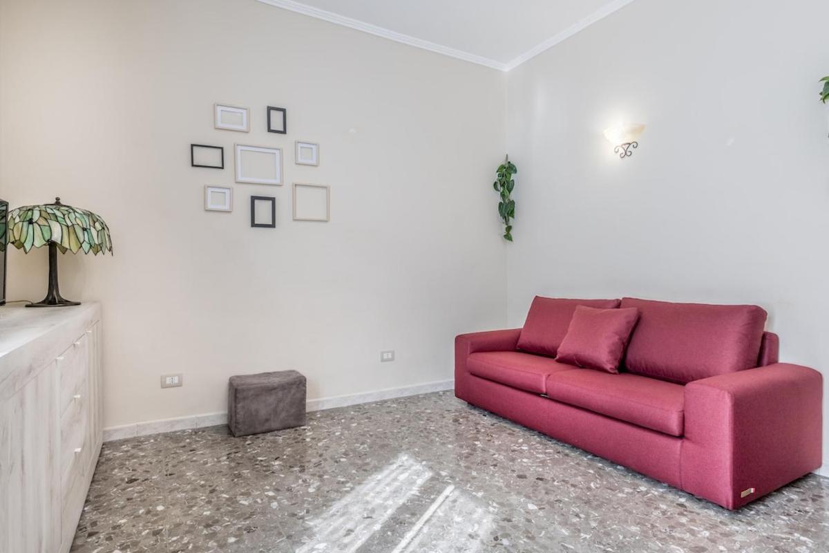 Typical House - Prenestina Apartment *
