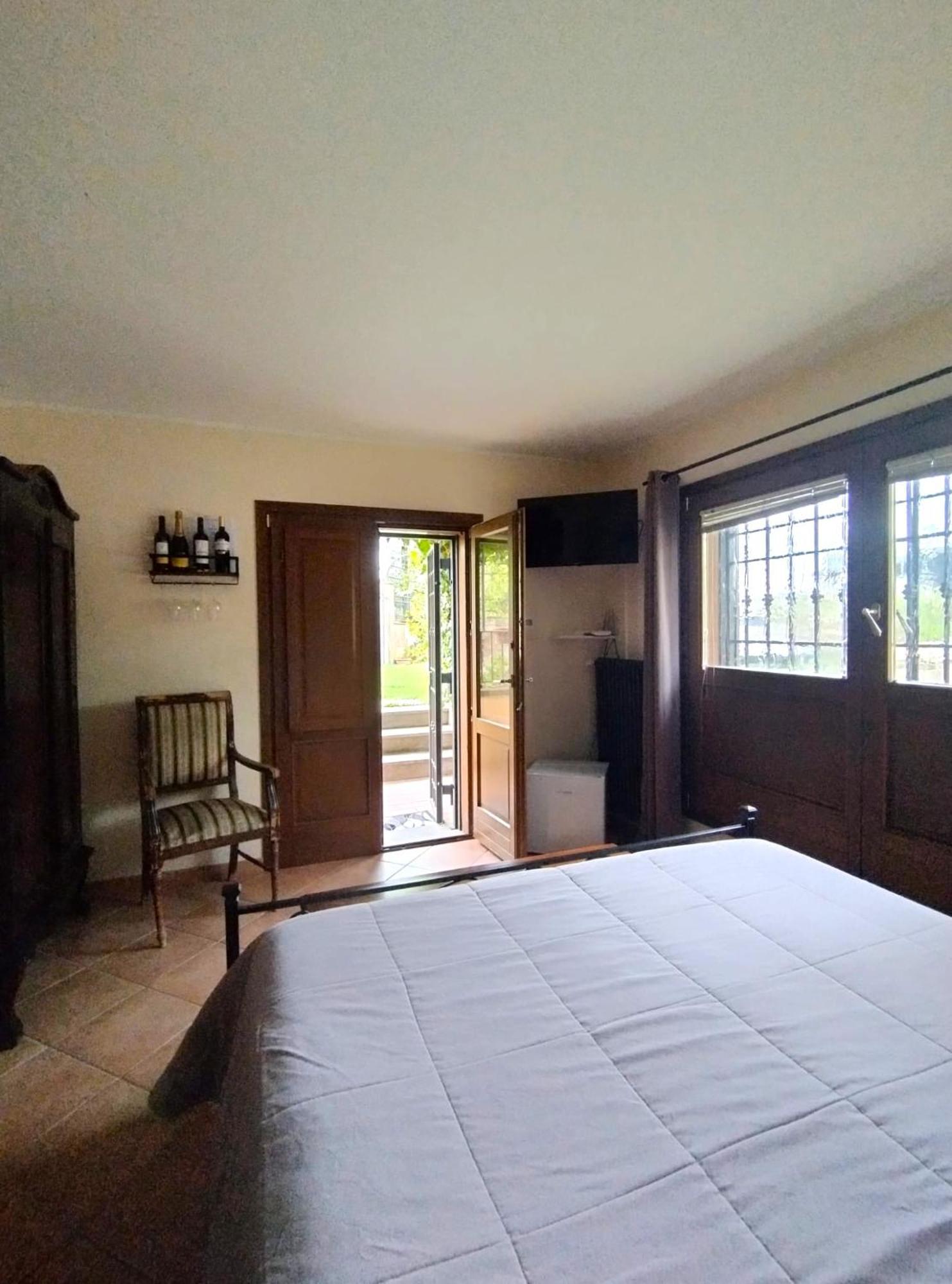 Bed & Breakfast La Valle Dei Casali Com