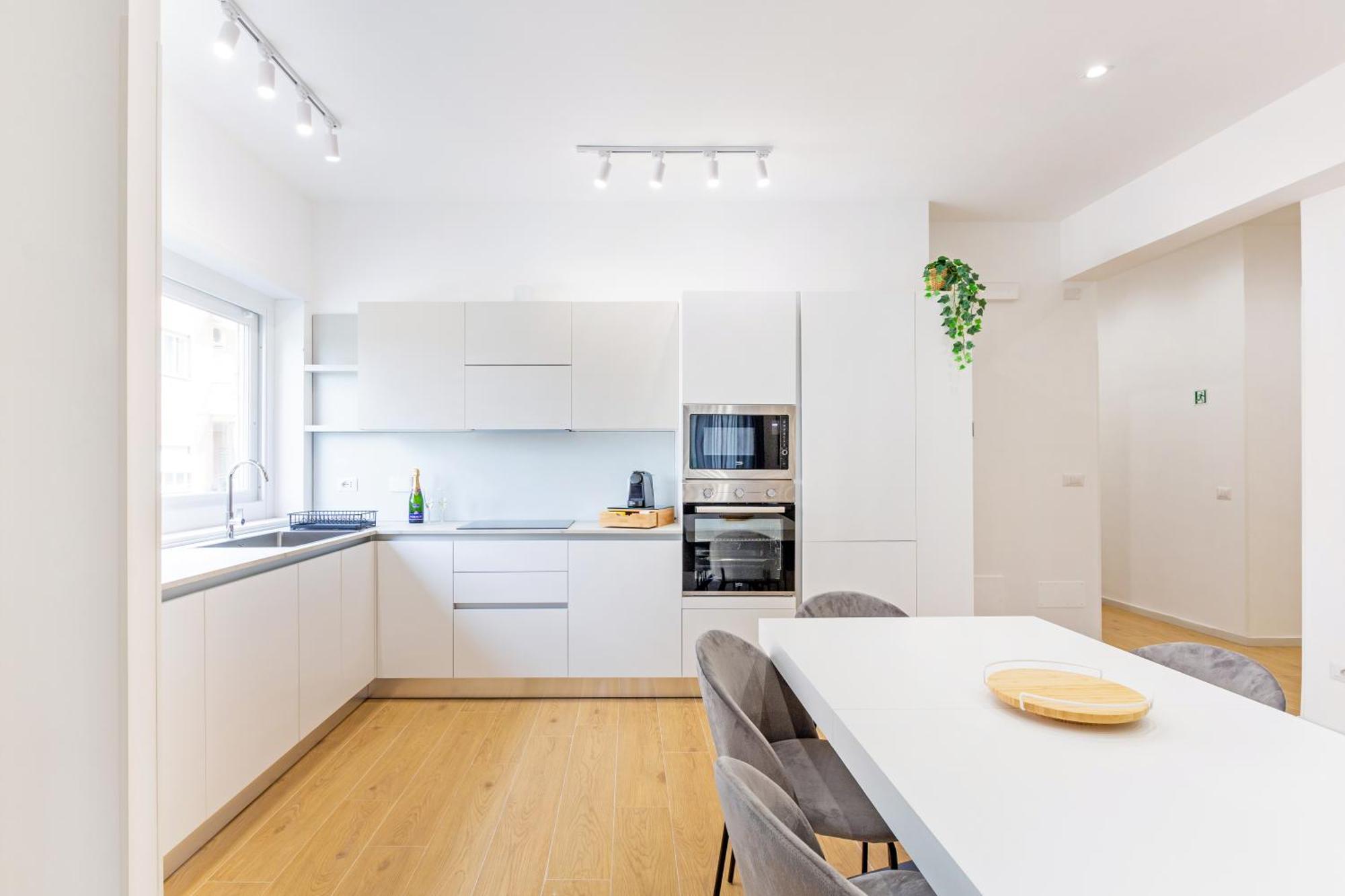 Luciano Primavera Apartment Rome