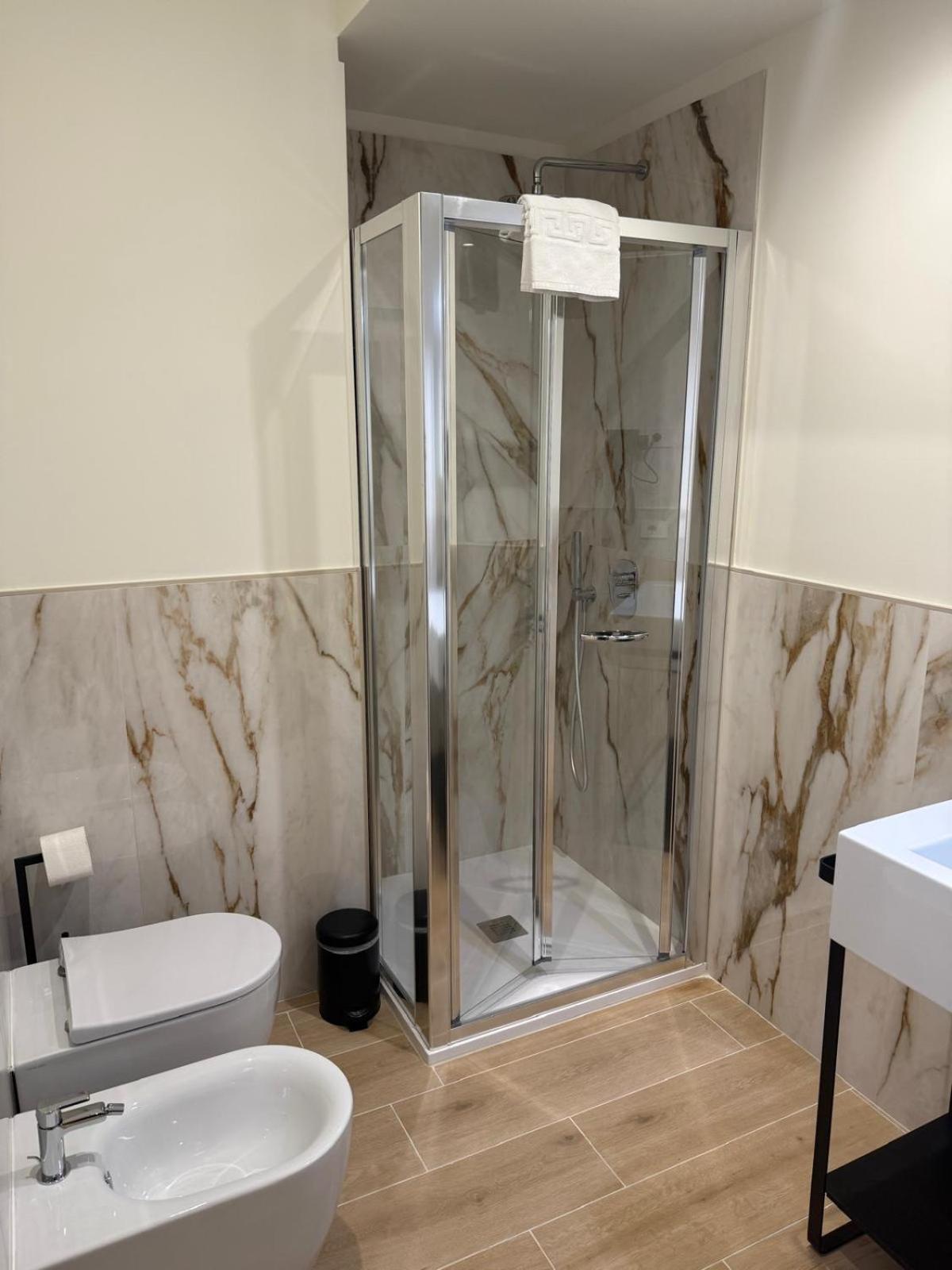 Domus Giulio Guest house *