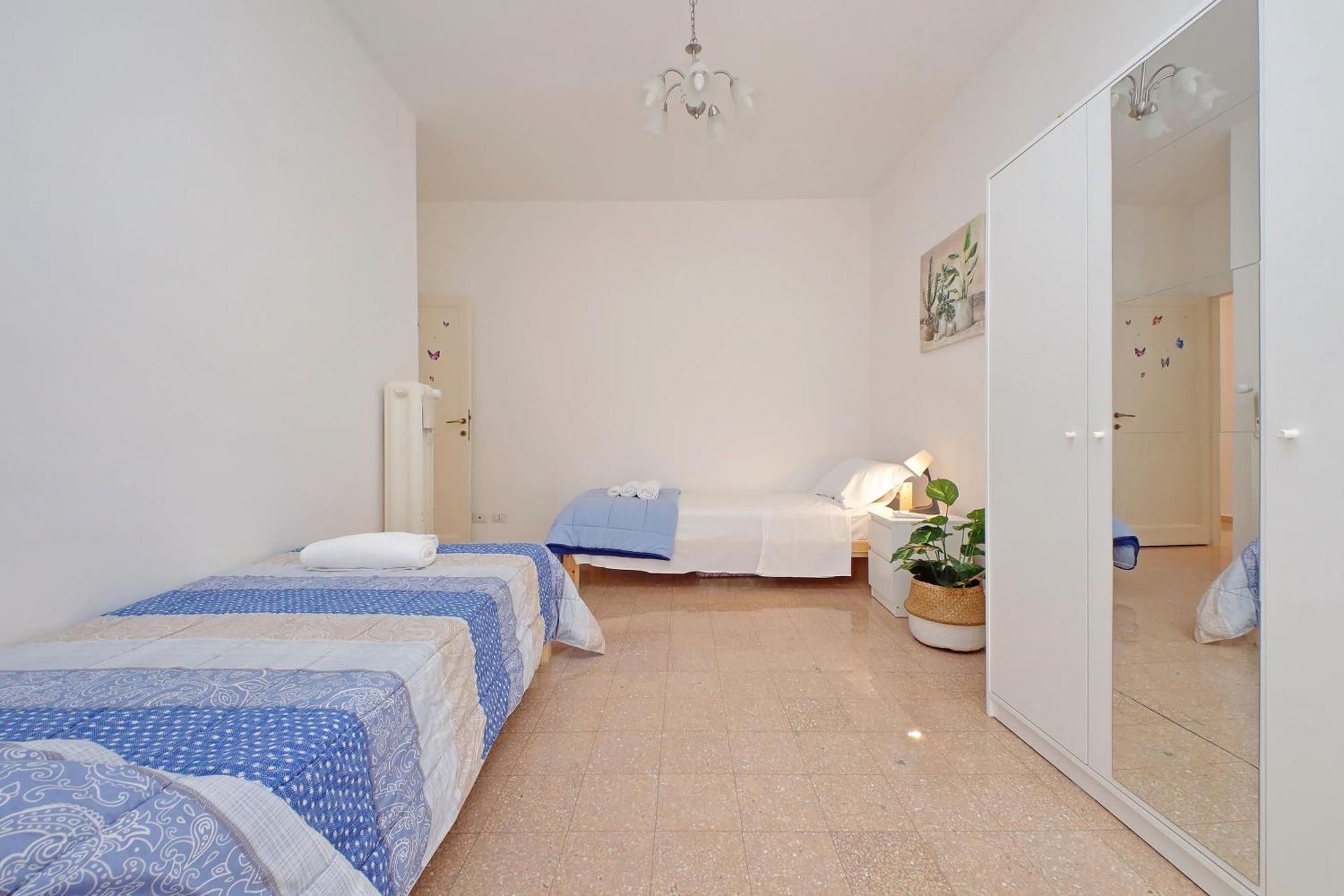 Center In A Few Minutes, La Fenice Appartement Rome