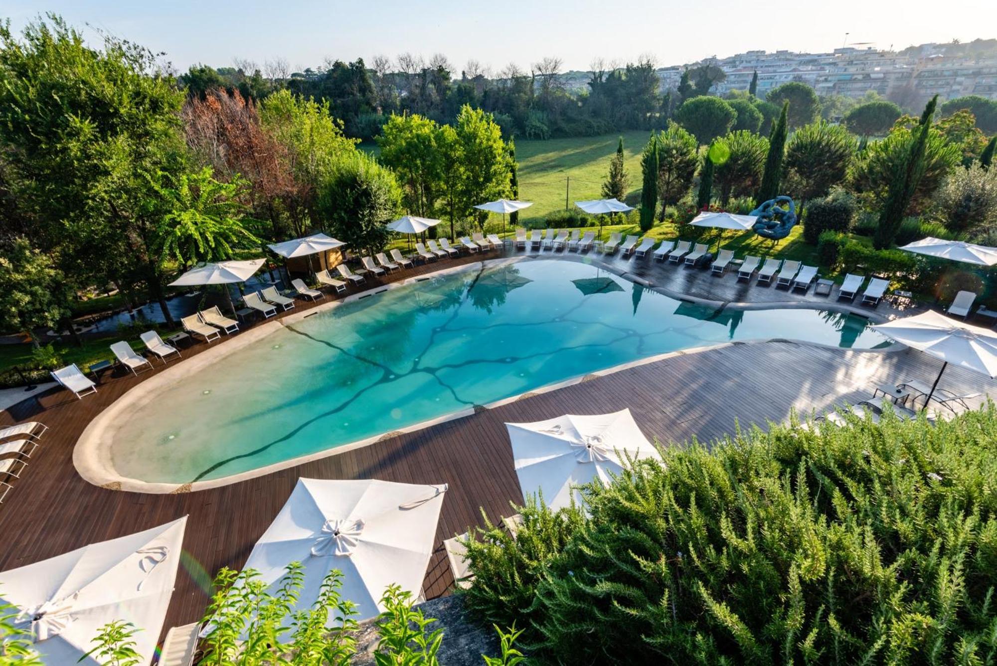 Hotel A.roma Lifestyle 4*