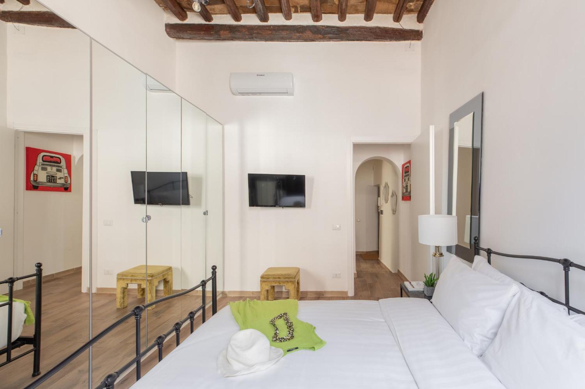 Iflat Pantheon At Your Feet Apartment