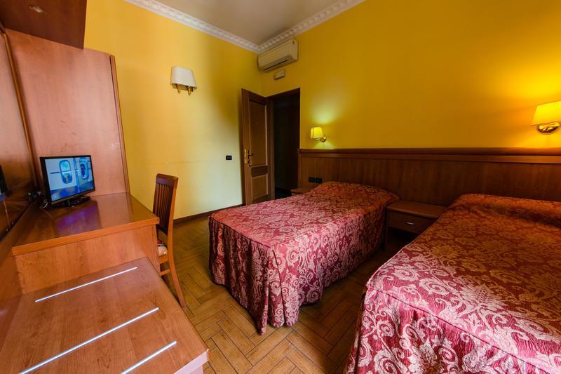 Hotel Lella