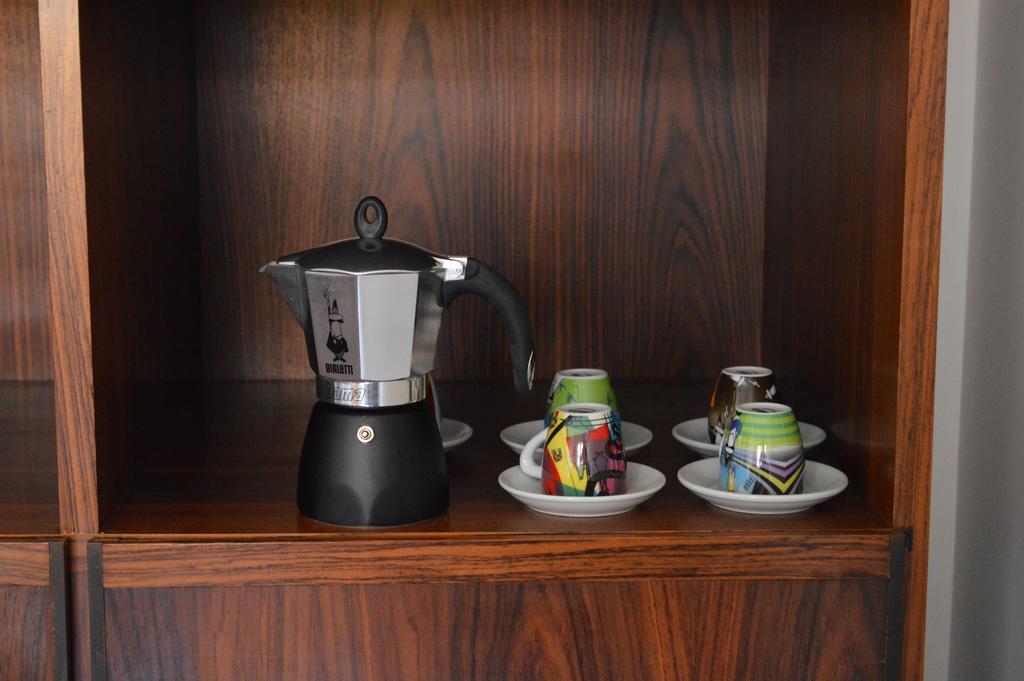 Adan Vatican Couette-café *