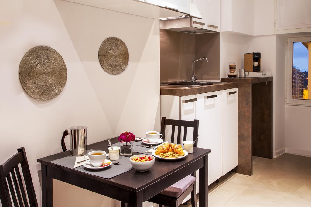 Couette-café Vatican Luxury 50 *