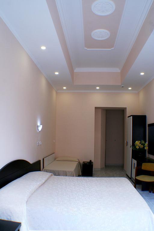 Affittacamere Premier Cavour 3*