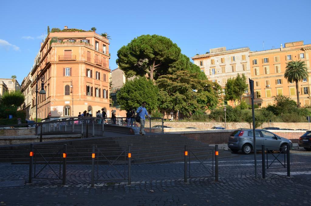 Appartement Domus Chiara Al Colosseo Rome