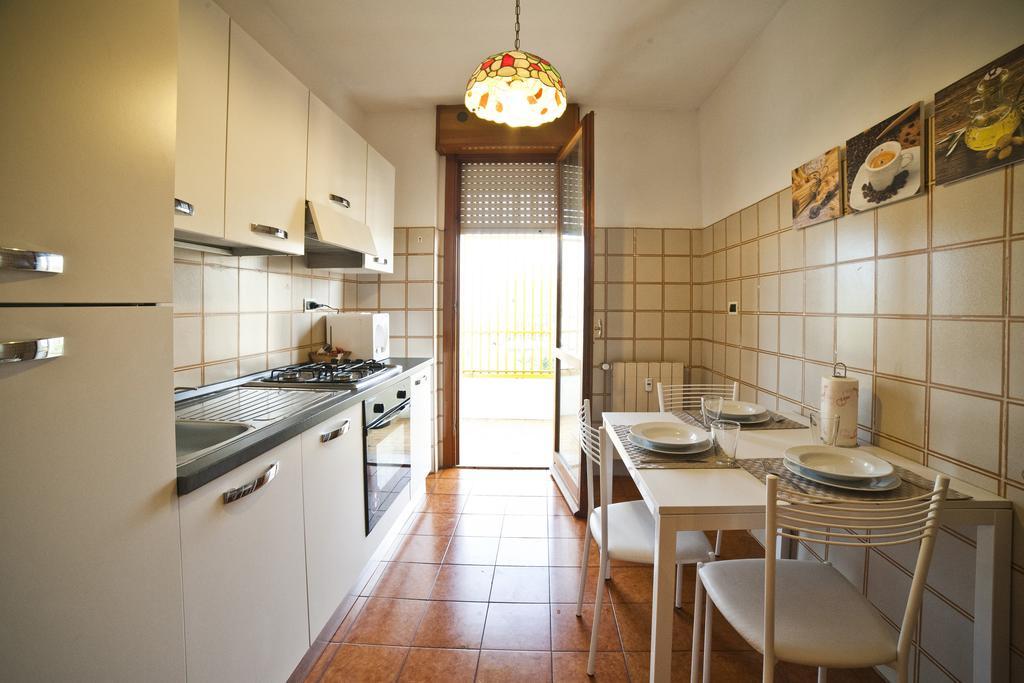 Holidays All'eur Appartamento *
