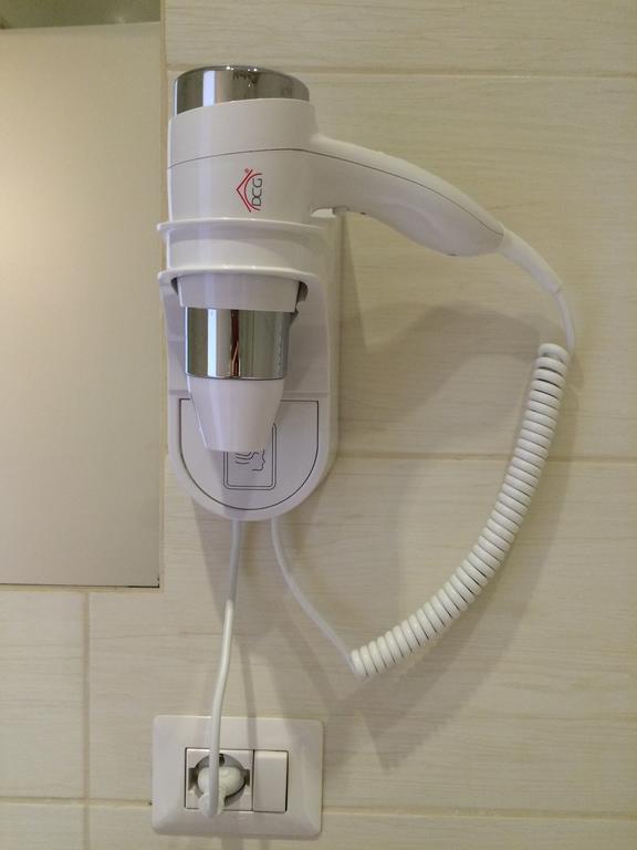 Serventi Longhi Affittacamere 2*