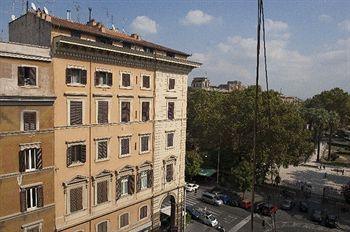 Carlo Alberto House 3* Rome