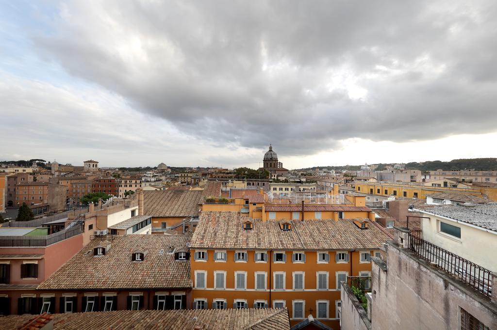 Della Torre Argentina Rome