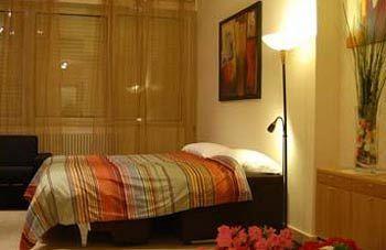 Aparthotel Lux